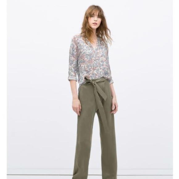 Zara Tops - Zara woman Printed sheer rolled sleeve blouse